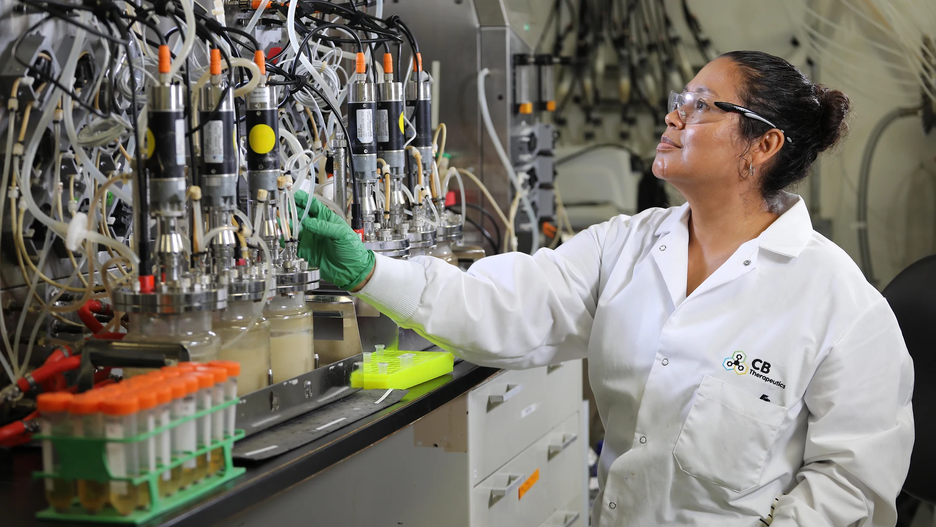 CBT fermentation scientist at a live run.